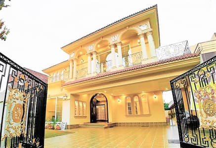 Luxury 1-Kanal House For Sale DHA Phase 4, Lahore, Prime Location Near To Park And Commercial.