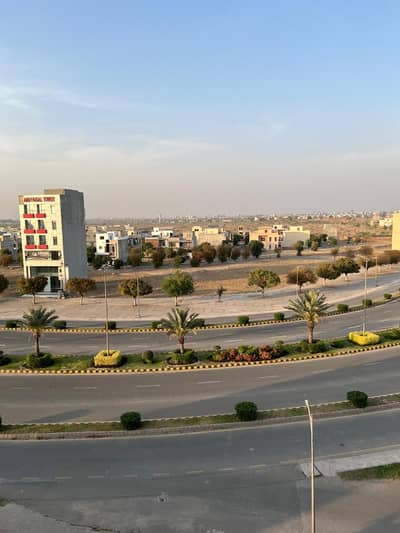 5 Marla Residential plot for Sale In New Lahore city ph2