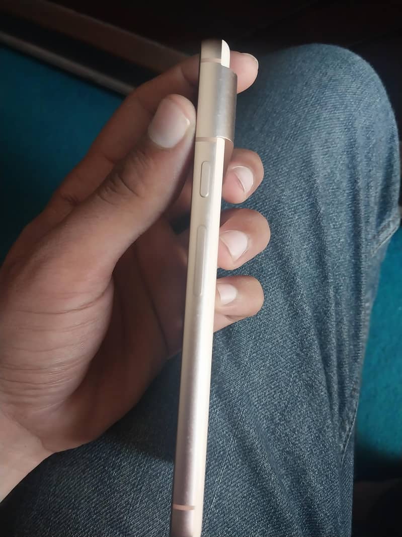 Google Pixel 8 1