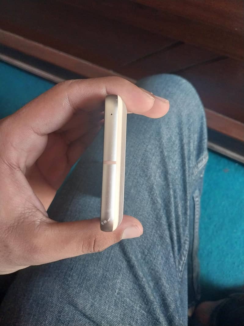 Google Pixel 8 3