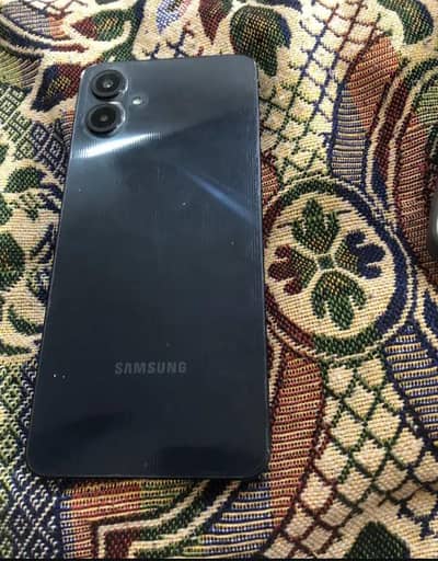 Samsung Mobile A06 4Gb 128Gb dual Sim pta with Orginal Charger exchang