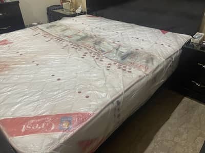 Crest spring mattress king size