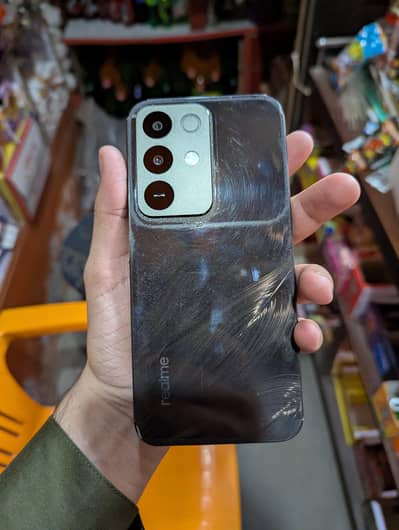 Realme c85