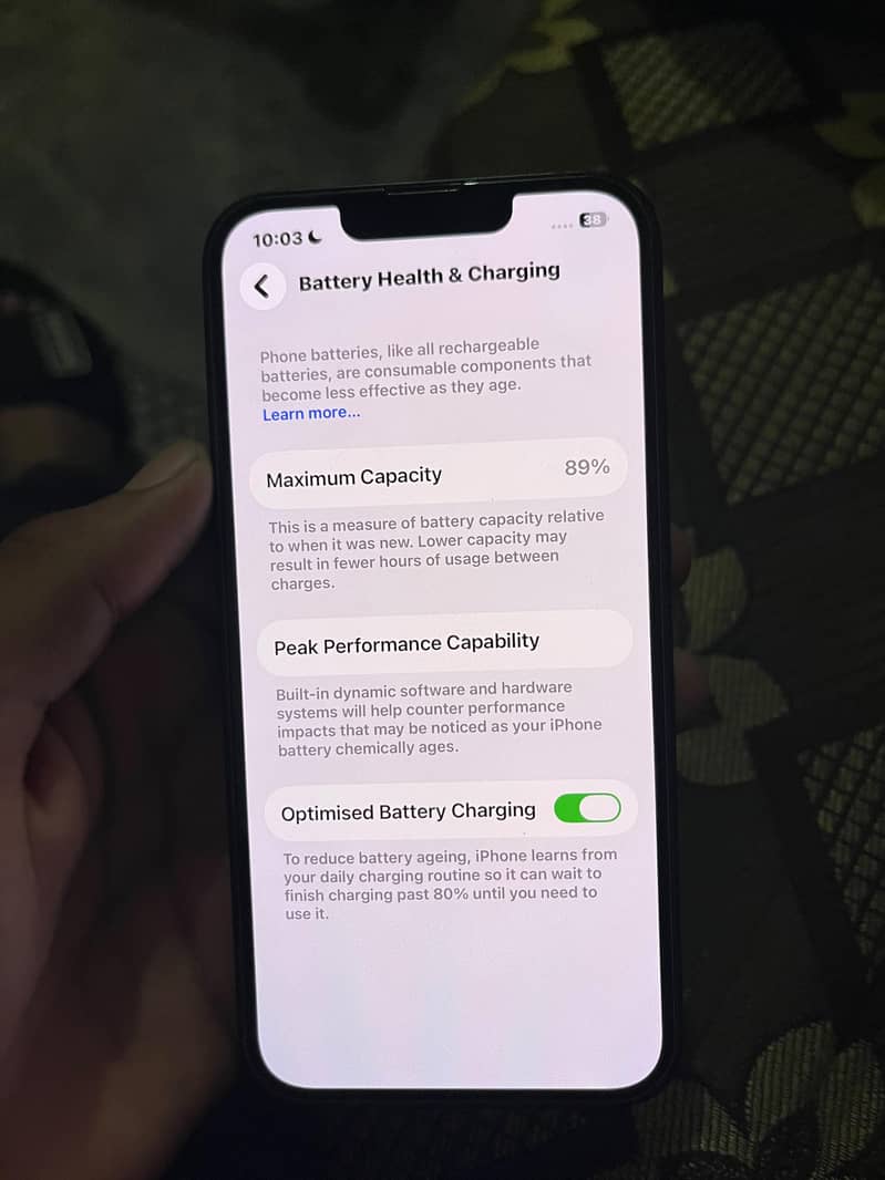 Apple iPhone 13 4