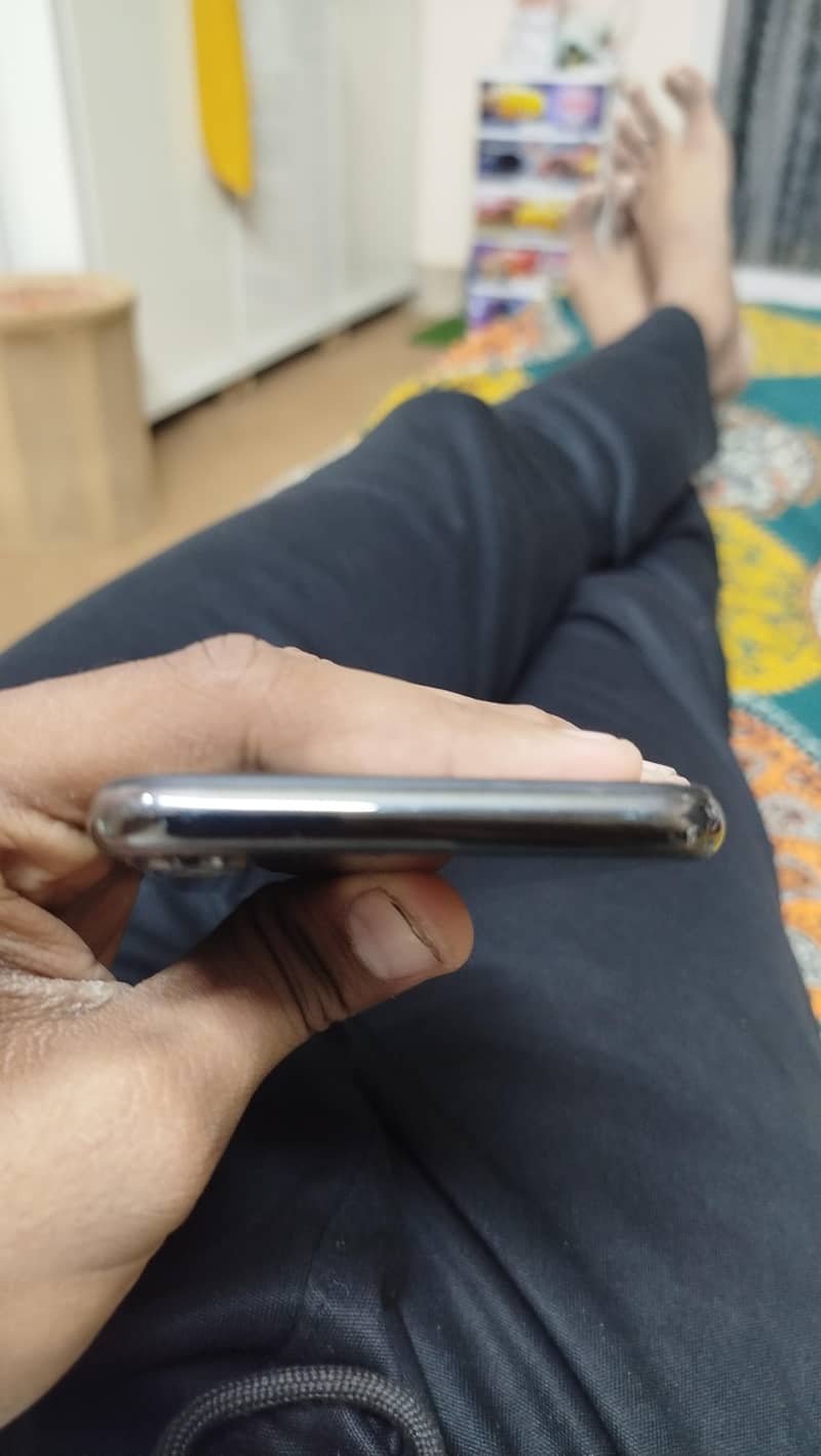 Apple iPhone X 1