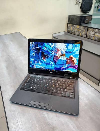 Dell touchscreen  slim laptop i5 4th gen 8gb 320gb  2gb Intel graphics