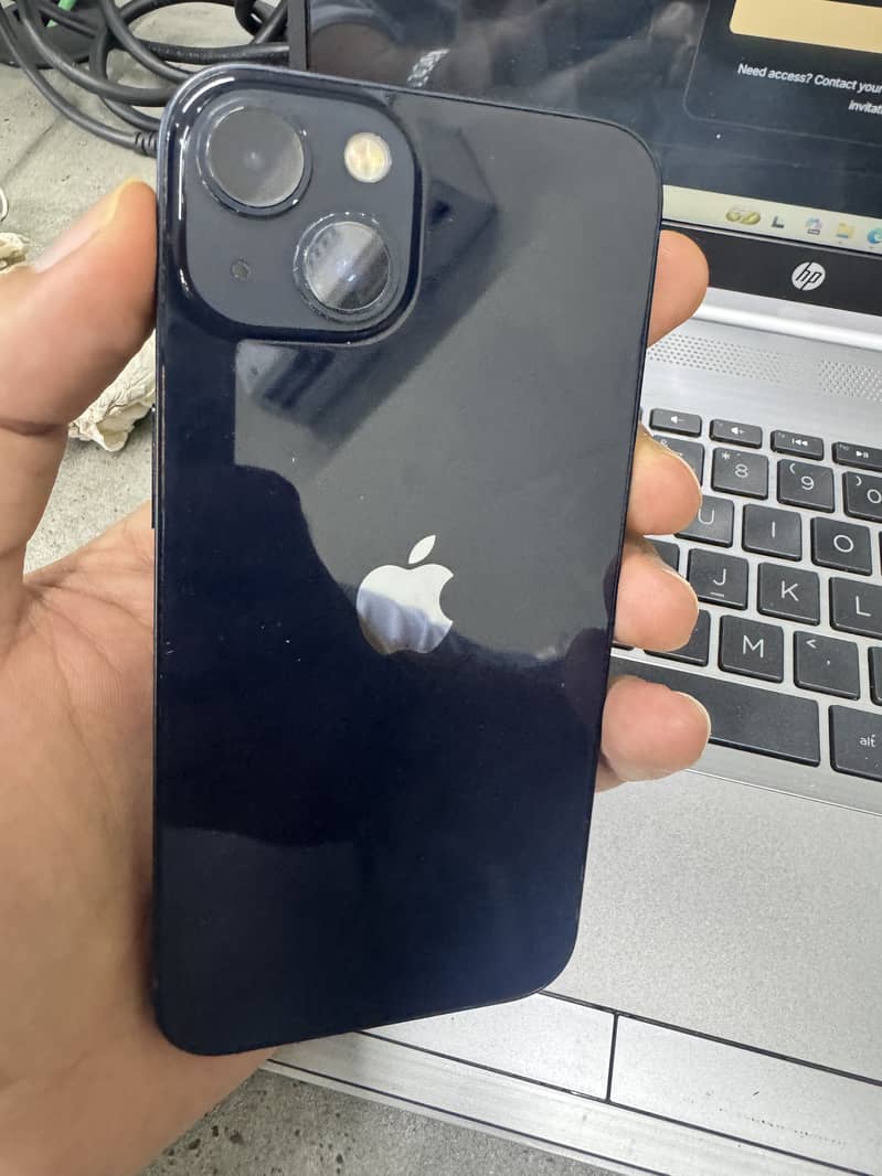 Apple iPhone 13 1