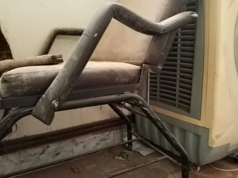 Facial bed 1