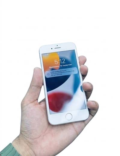 Apple iPhone 7