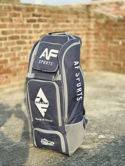 *Complete Cricket Kit & Accessories*