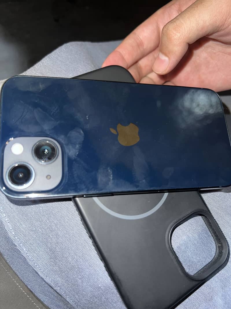 Apple iPhone 13 3