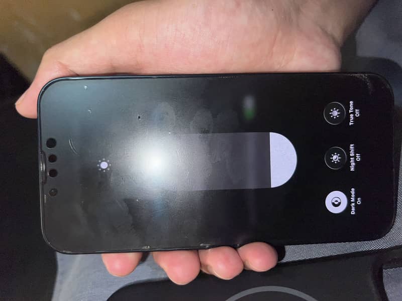 Apple iPhone 13 5