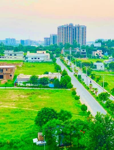 8 MARLA PLOT FOR SALE F-17 ISLAMABAD ALL FACILITY AVAILABLE