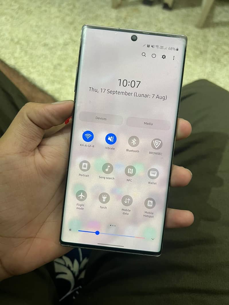 Samsung Mobile Note 10 Plus 1