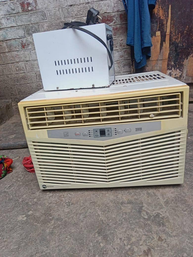 Window Air Conditioner 0