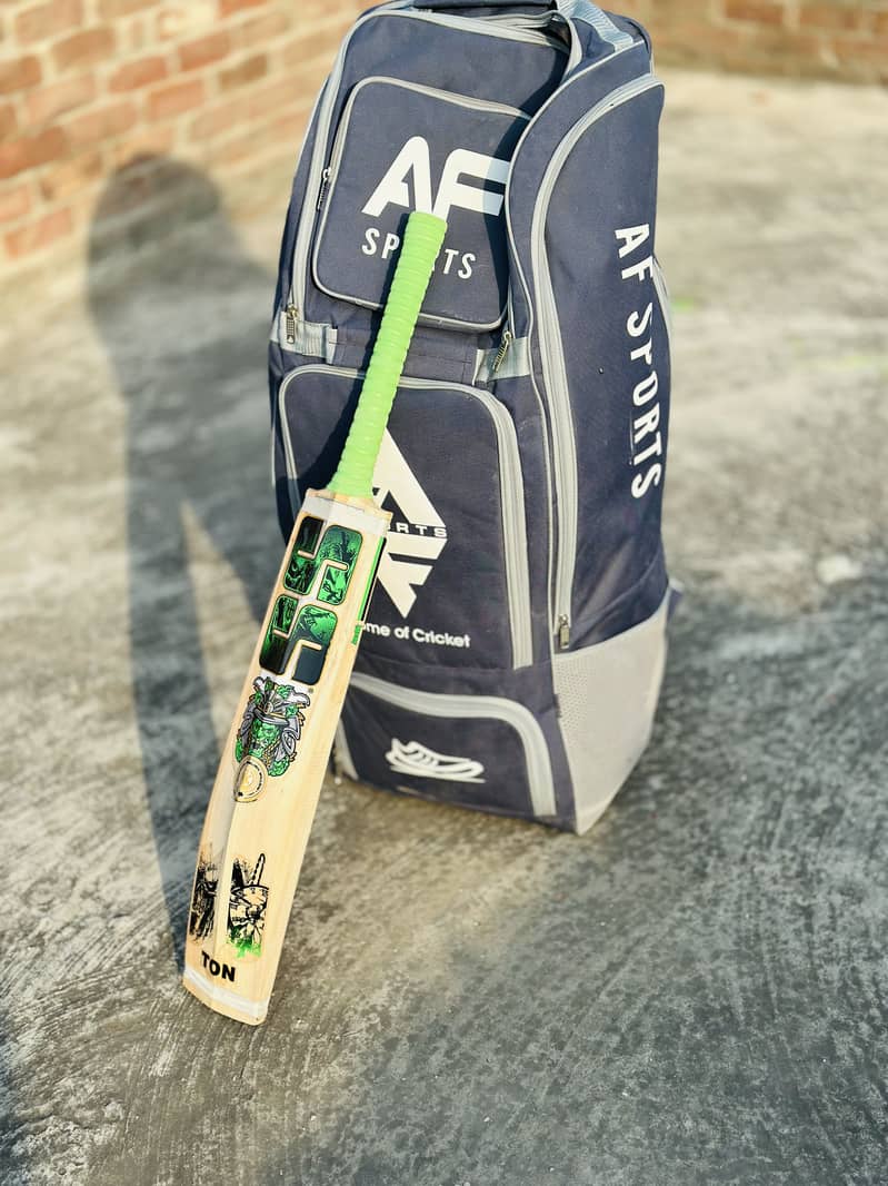 *Complete Cricket Kit & Accessories* 1
