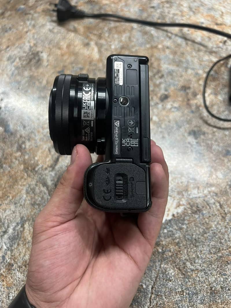 SONY ZV-E10 7