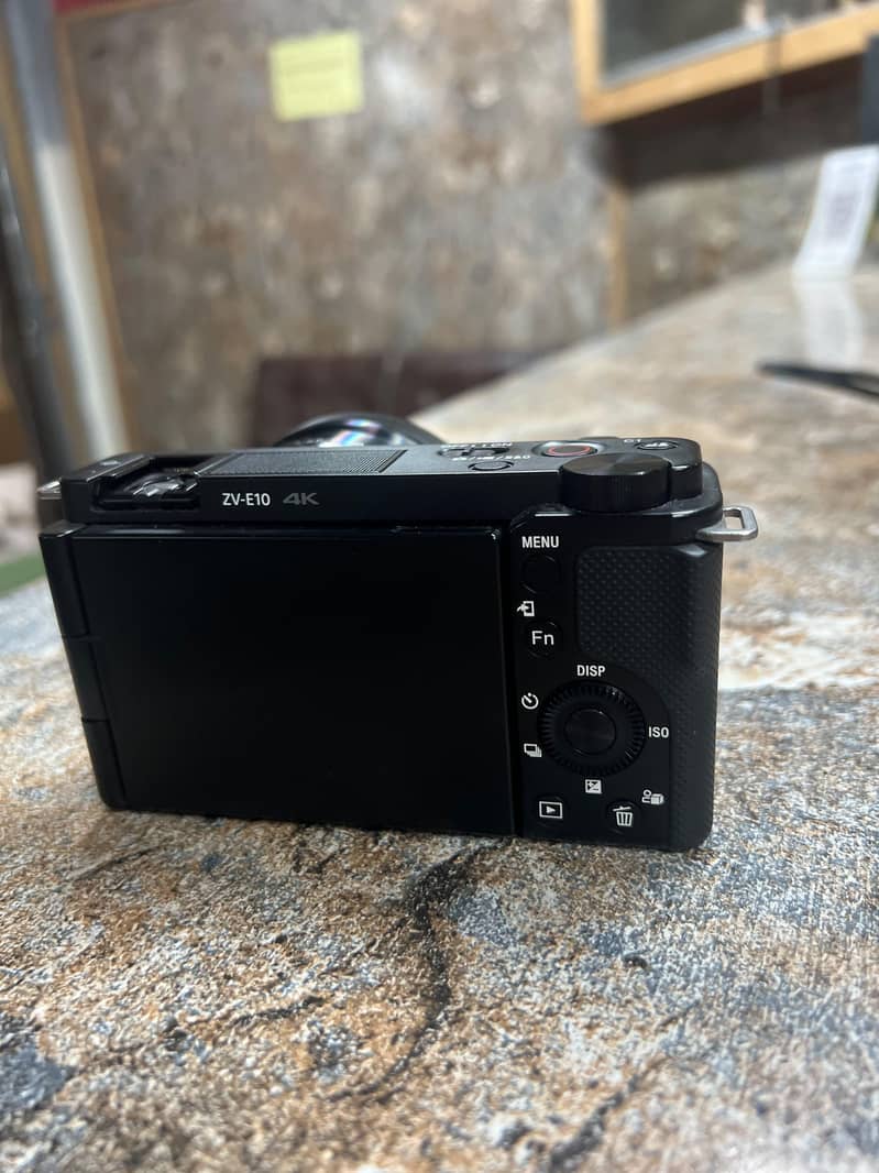SONY ZV-E10 8