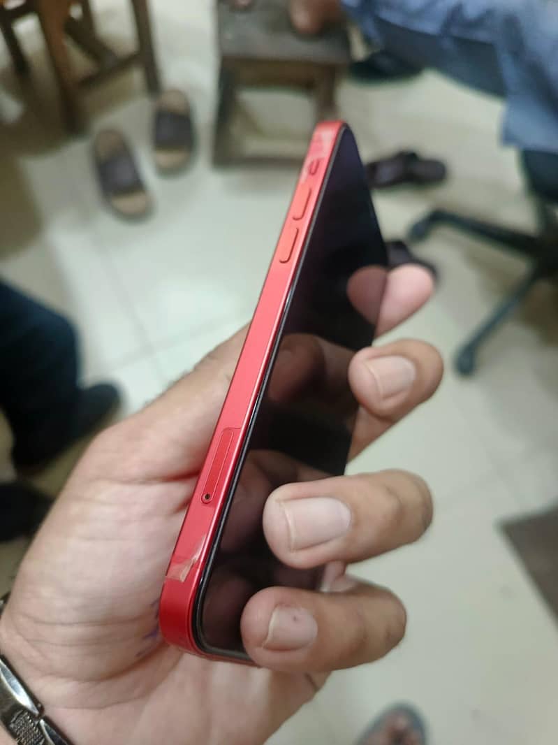 Apple iPhone 12 3