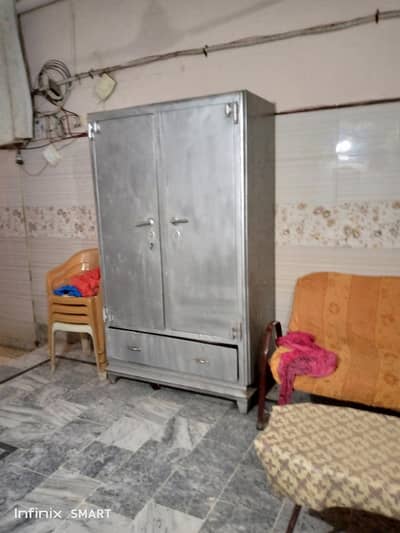 tow door
