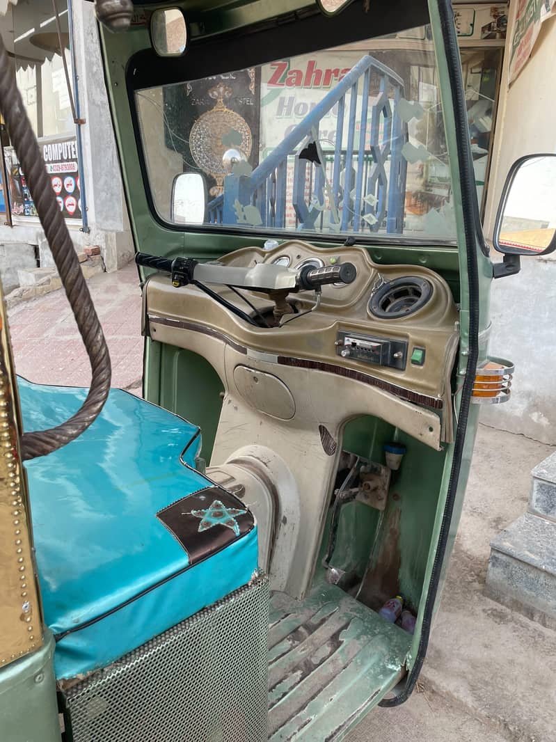 Unique Auto Rickshaw 2