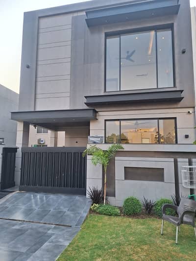 Prime Location 5 Marla Modern Design House For Rent In DHA Phase 6