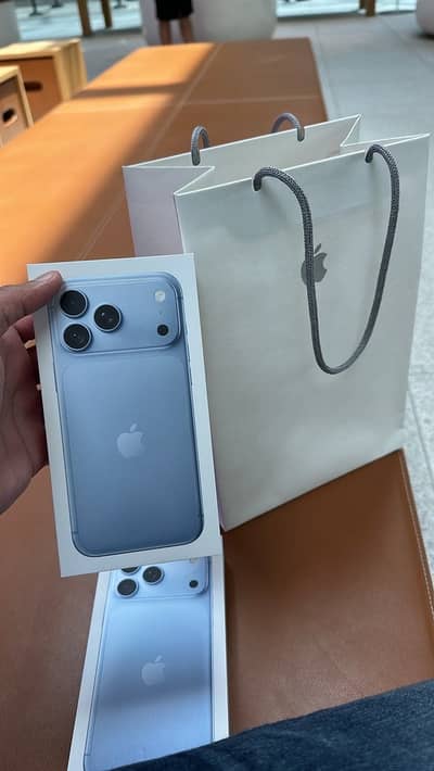 Apple iPhone 18 Pro Max 256GB – Glacier – Dubai Variant