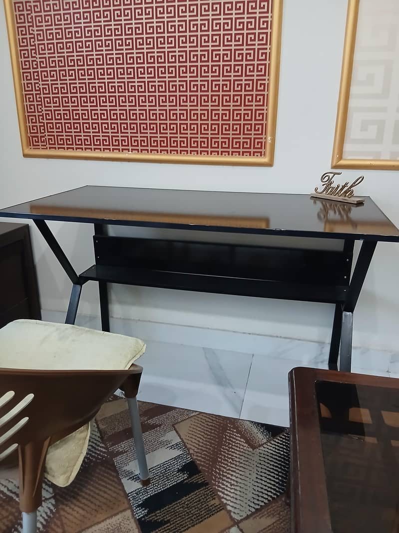 Laptop Table 0