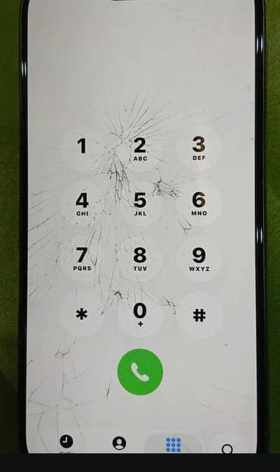 Apple iPhone 16 Pro