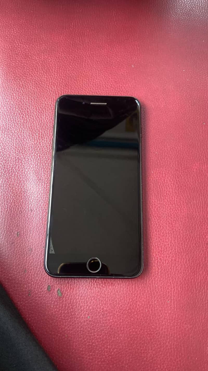 Apple iPhone 7 Plus 1