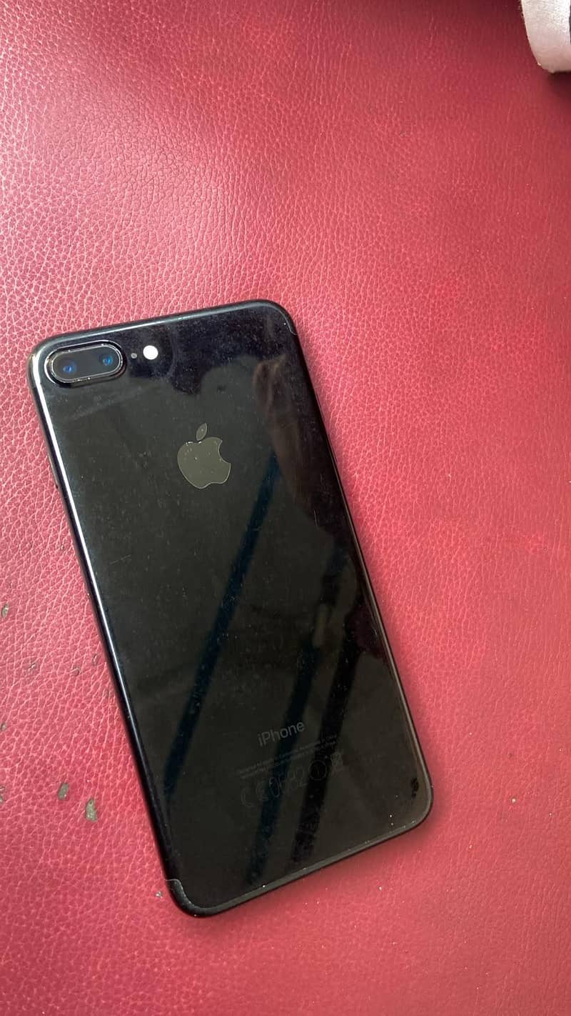 Apple iPhone 7 Plus 5