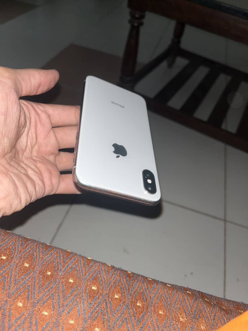 Apple iPhone X 2