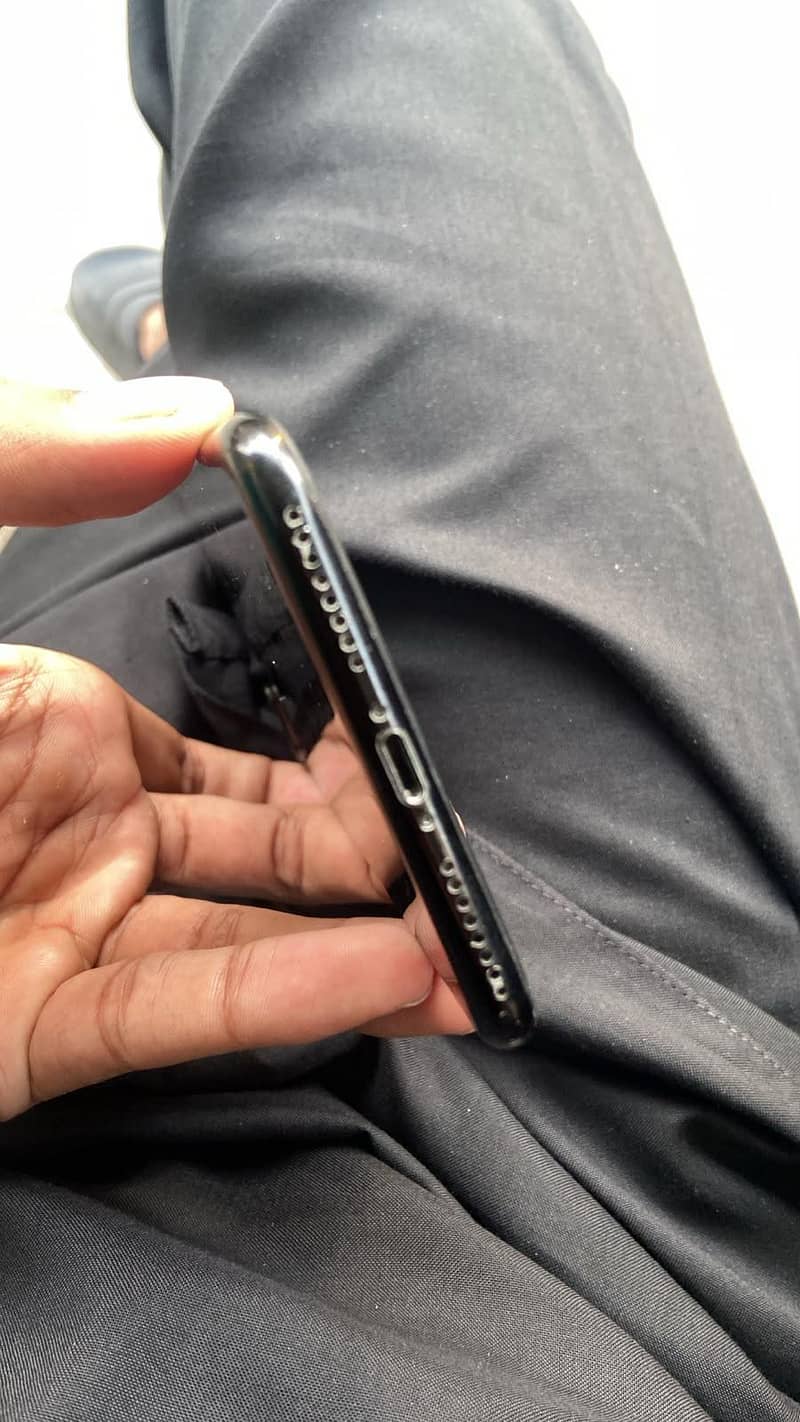 Apple iPhone 7 Plus 6