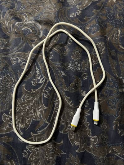 iPhone lightning cable