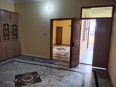 6 MARLA TRIPLE-STOREY HOUSE FOR SALE Location: Chatha Bakhtawar Owner-Built House | Excellent Residential Opportunity