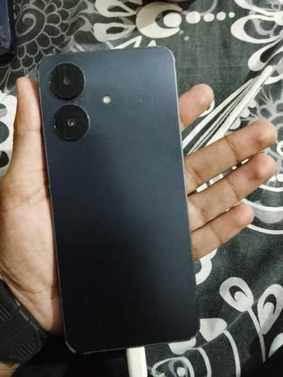 Realme Note 60