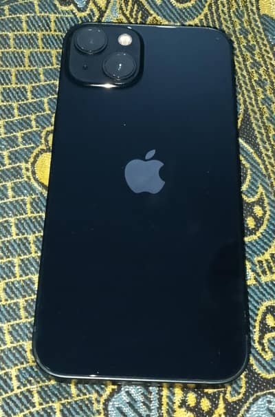 Apple iPhone 13