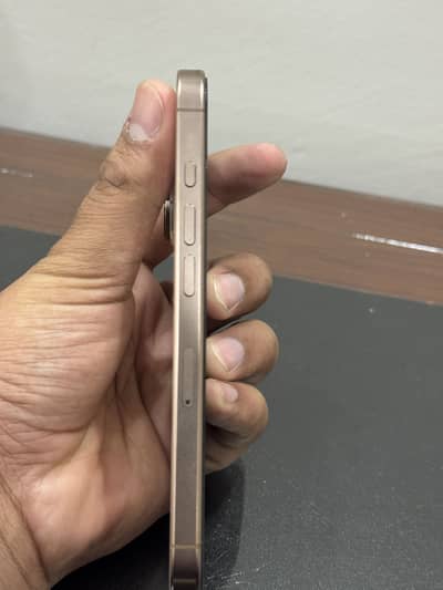 Apple iPhone 16 Pro