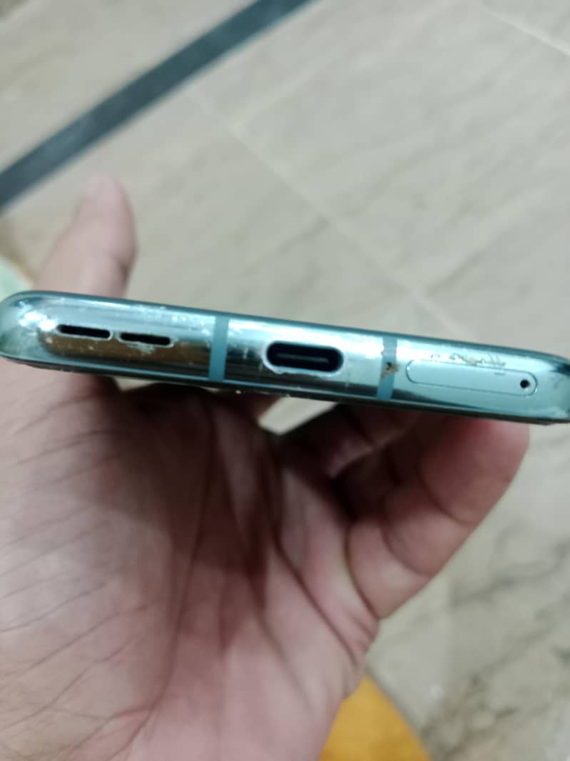 One Plus 10 Pro 1