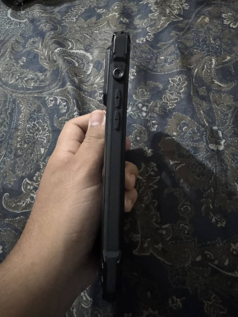 iPhone 14 pro max case 3