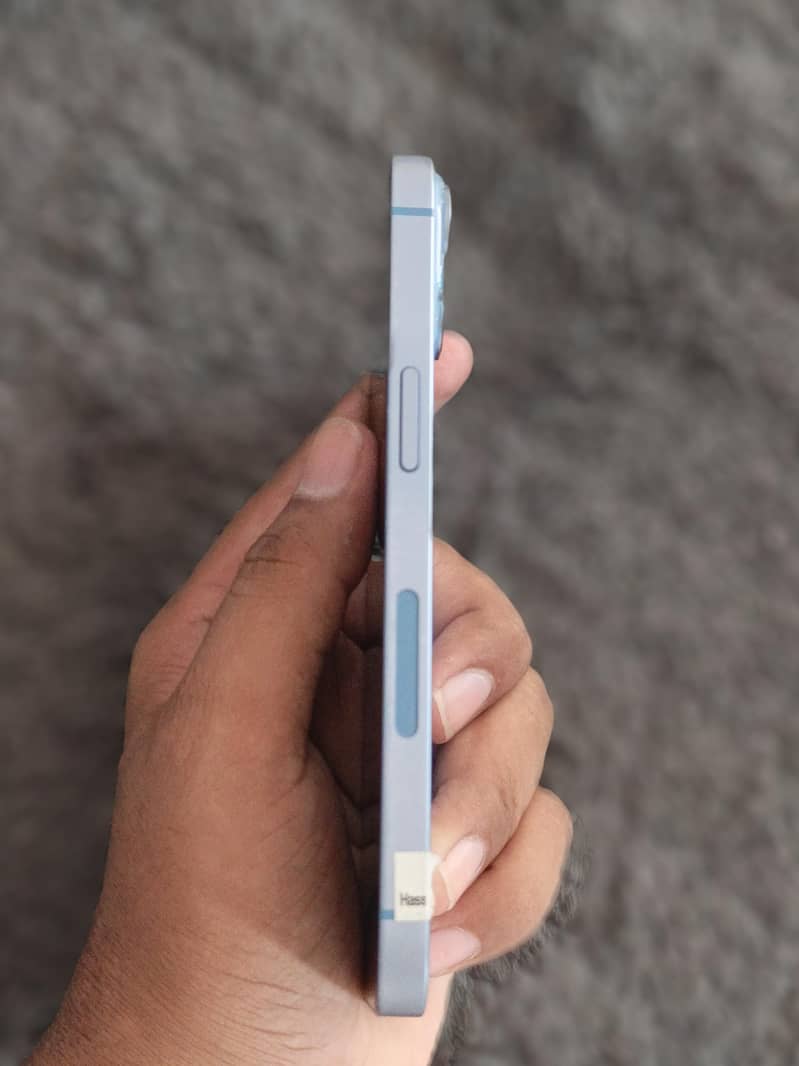 Apple iPhone 14 2