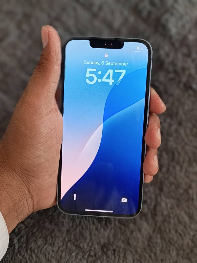Apple iPhone 14 5