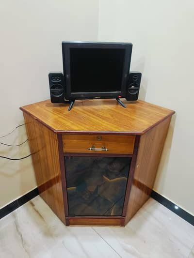 LED Tv Corner