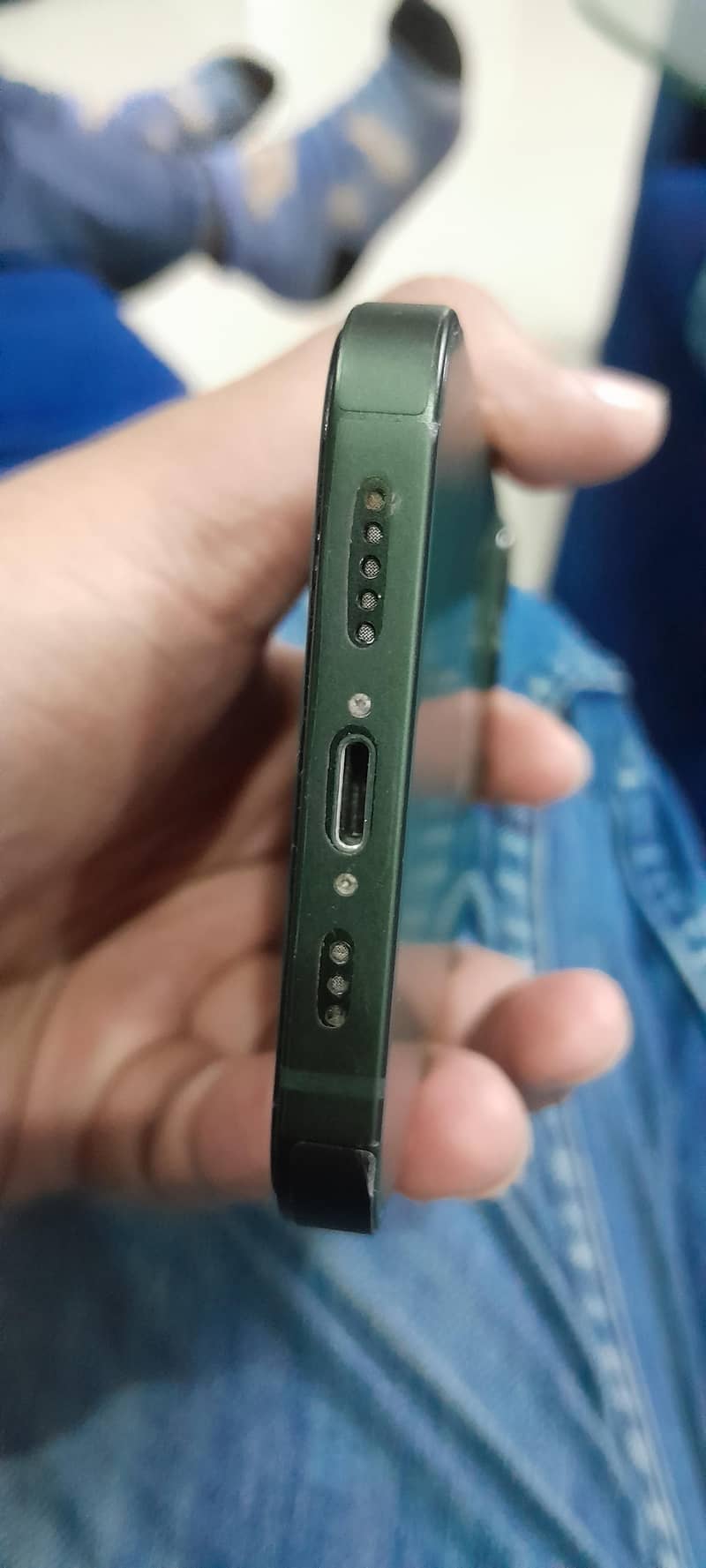 Apple iPhone 13 5