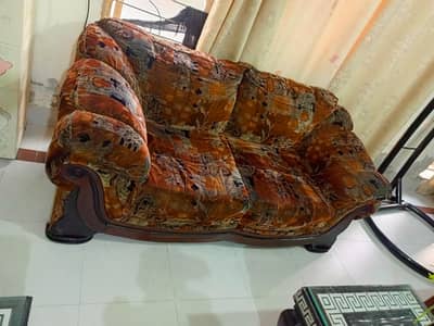 executive luxury 6 seter Molty Fom sofa set used with cover