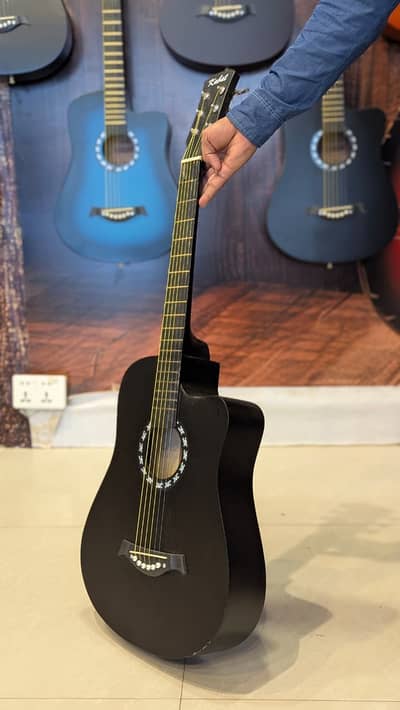 Guitars /Acoustic Guitar /student /Truss Rod /Shine / black mate all