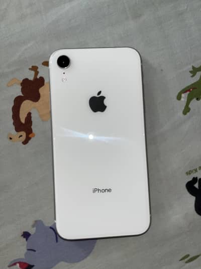 Apple iPhone XR