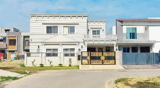 5.5 Marla Residential plot for Sale In New Lahore city ph2