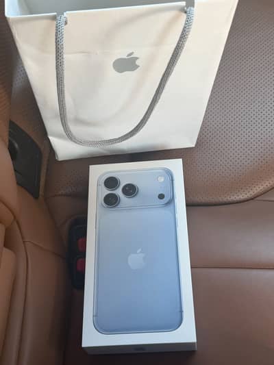 Apple iPhone 18 Pro Max 512GB Glacier