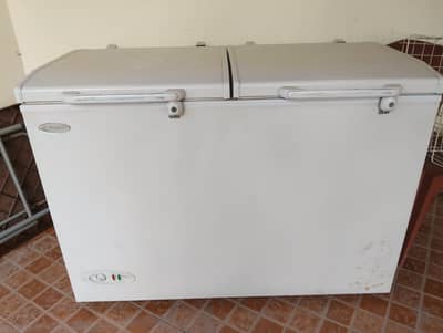 Waves Triplet wt213 deep freezer for sale